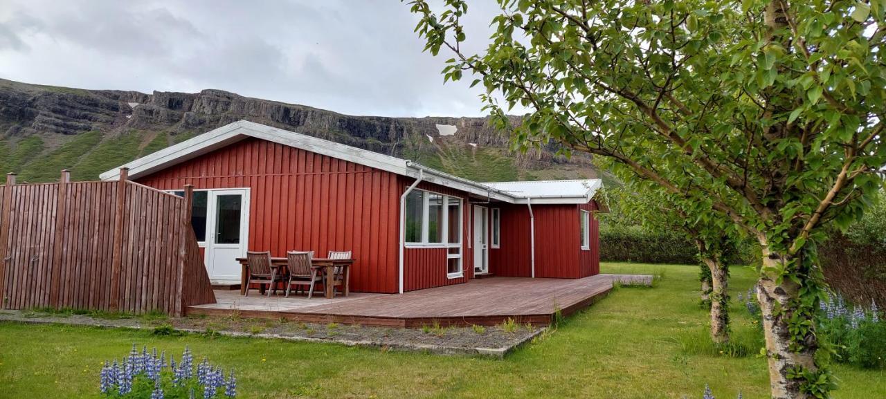 شقة Aegisholt Privete House With Hot Tub Patreksfjordur المظهر الخارجي الصورة